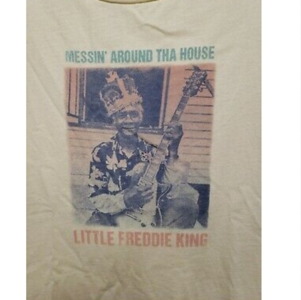 Women's Mimi Chica Freddie King Messin Medium Tee, NEW - Picture 2 of 4